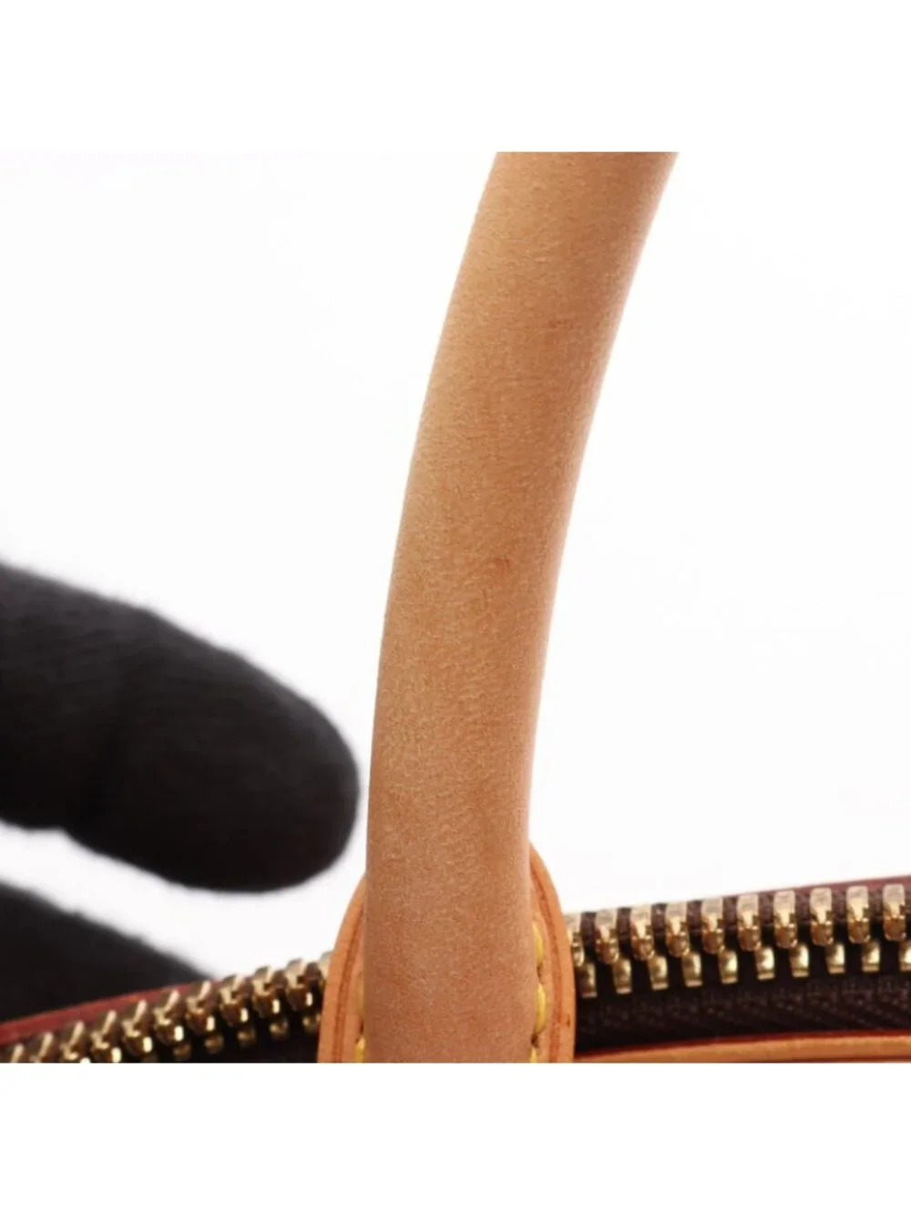 Louis Vuitton or accessories hardware